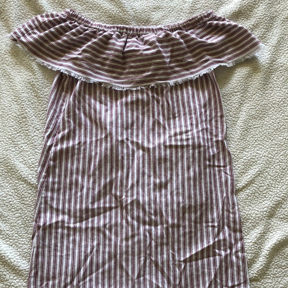 Red+white, vertical striped off the shoulder dress